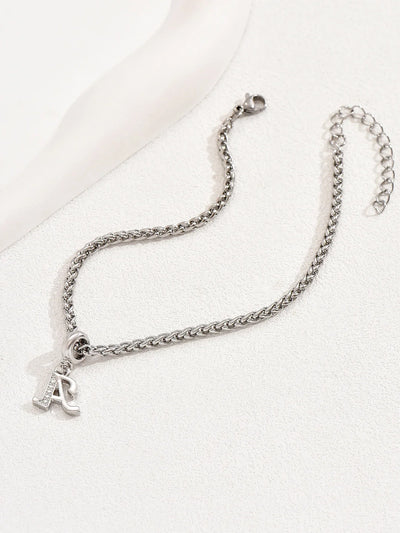 Geschichtetes Initial-Knöchelarmband mit schwarzer Schnur – Vintage-Chic für jeden Anlass