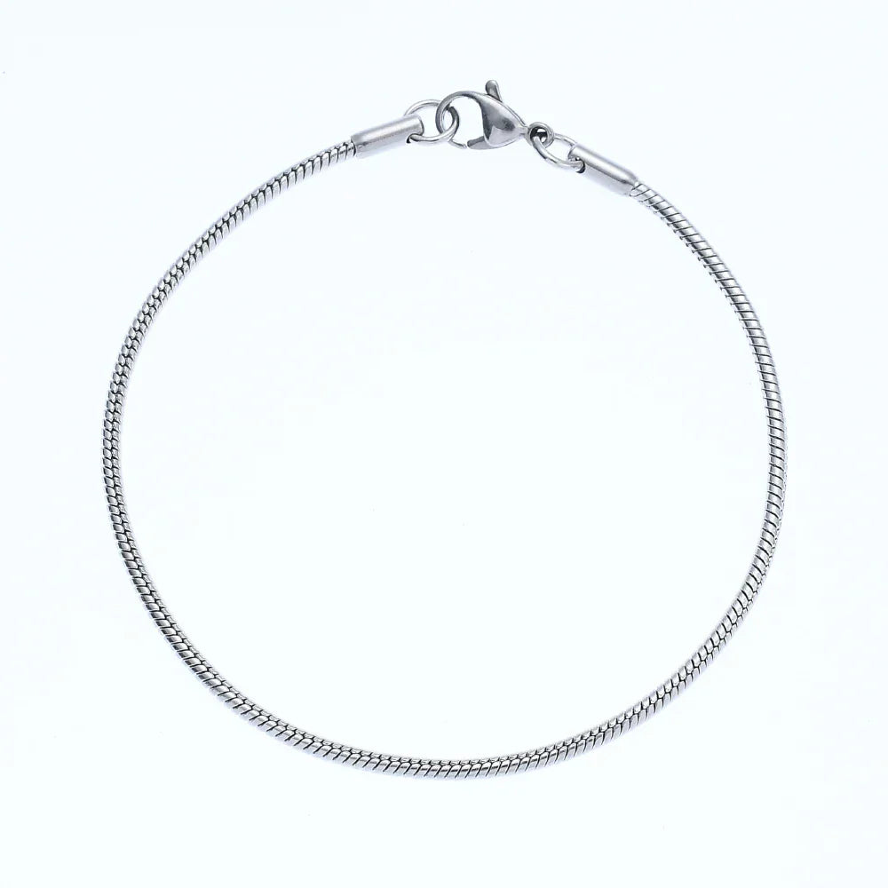 Minimalistisches Edelstahlarmband mit Schlangenkette