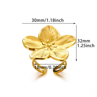 Goldene Statement-Ringe – Naturinspirierte Eleganz